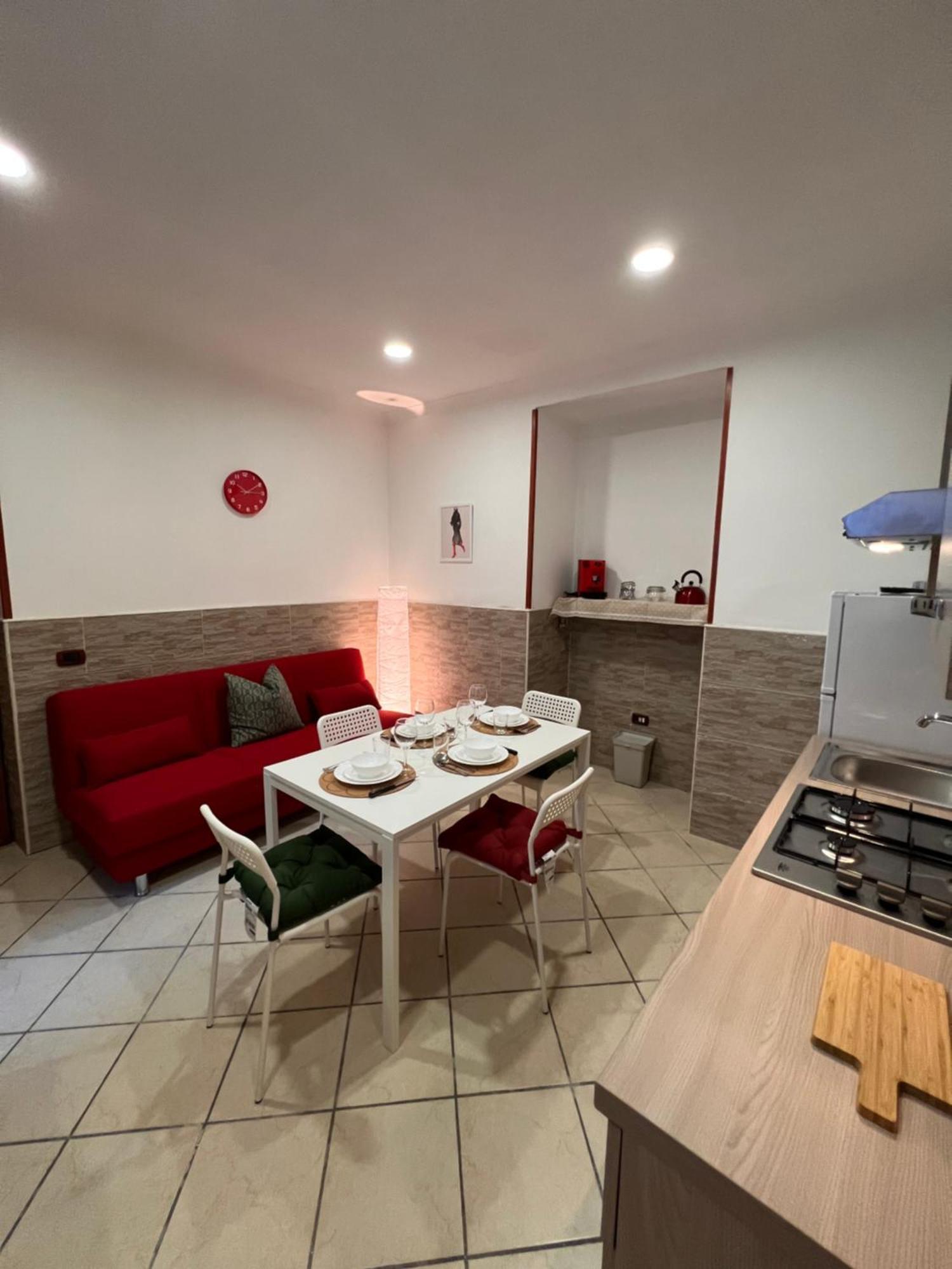Casa Tua Al Centro Di Napoli Apartment Bagian luar foto